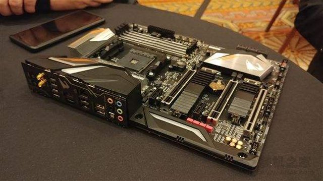 r52600x配2060主机